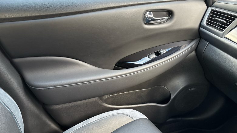 Nissan LEAF 110kW Tekna 39kWh 5dr Auto Electric Hatchback